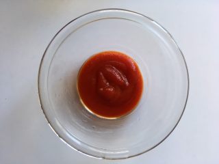黑椒巴沙鱼意面,30g番茄酱