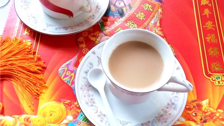 秋冬季养胃暖身最佳饮品--姜枣奶茶,成品图