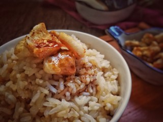 古早味猪油拌饭,珠油渗入米饭。