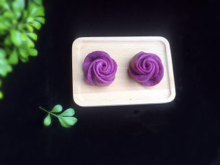 紫薯玫瑰花卷,完成，成品图。