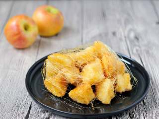 拔丝苹果 百分百成功 附炒糖过程最详细图解 适合各种拔丝菜品,成品图。