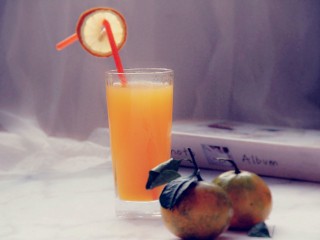 冬喝暖饮夏吃冰~自制橘子汽水,喝吧，和买的味道差不多