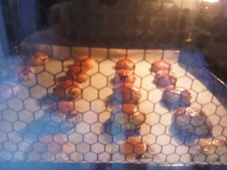 家有烤箱～蔓越莓小小酥,170℃上下烤20分钟