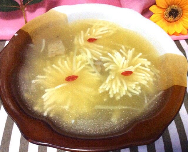 菊花豆腐汤 