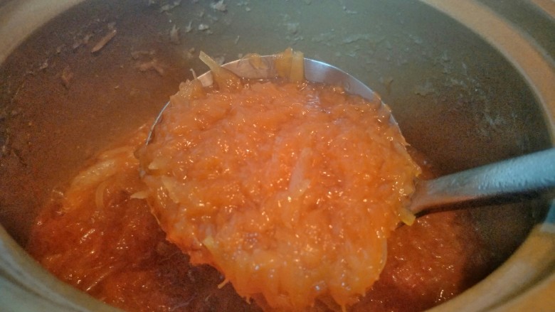 柚子酱+柚子茶=双拼菜谱,熬到像果酱浓稠的状态就表示好了，大概2个半小时左右。