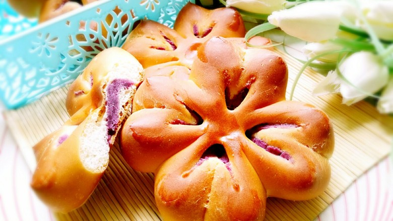 紫薯面包,松软香甜的紫薯面包