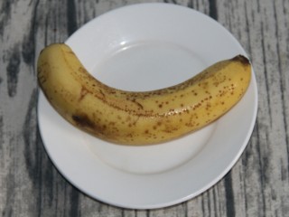 香蕉土司卷,一个香蕉