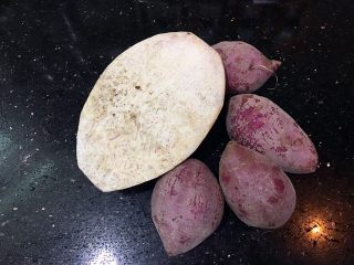 紫薯香芋馅,准备香芋，紫薯