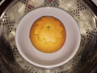 香橙蒸蛋,上锅蒸15分钟