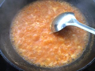 番茄疙瘩汤,下完疙瘩煮开
