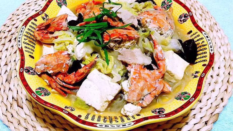 螃蟹一锅鲜,螃蟹一锅鲜是宴客必备的拿手大菜噢