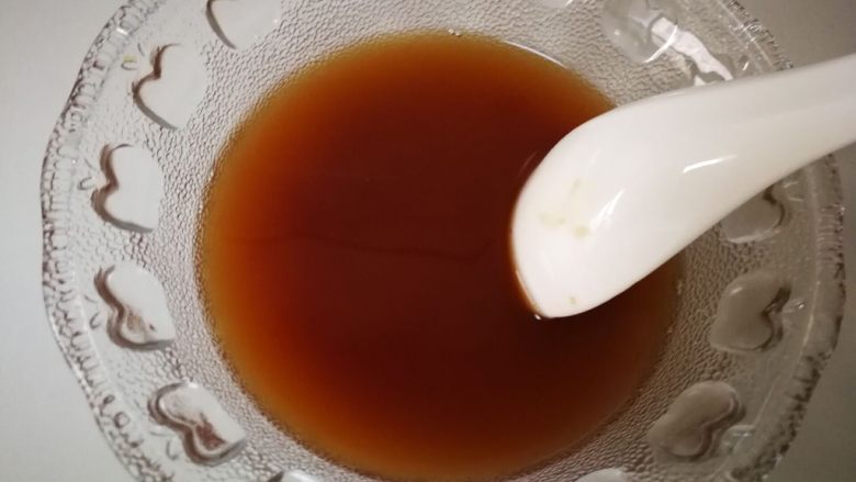 #糖醋菜#清蒸酸甜山药,加150毫升的清水，搅拌均匀。