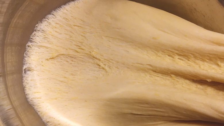 烘培之南瓜软欧包,这样的状态就是发酵好了