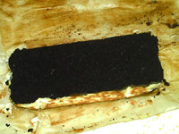 山寨奥利奥乳酪蛋糕,打开周围包裹着的烤纸