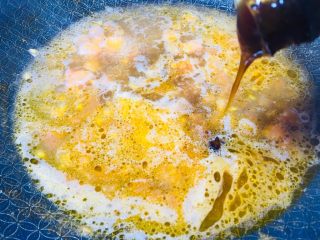 #懒人料理#茄汁酸甜金针菇,加一点点蚝油，蚝油的鲜味会比鸡精要好很多，也健康。