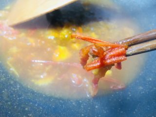 #一碗面条#茄汁双色太阳面,有个小细节是，咱们得把番茄皮捞出来，省的等会吃的时候费劲