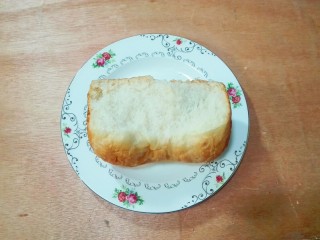 最爱面包+金桂香飘紫薯米饭面包,我直接用手撕了一块，看看发酵的可以吧