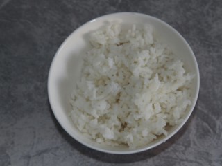 素咖喱饭,盛一碗米饭