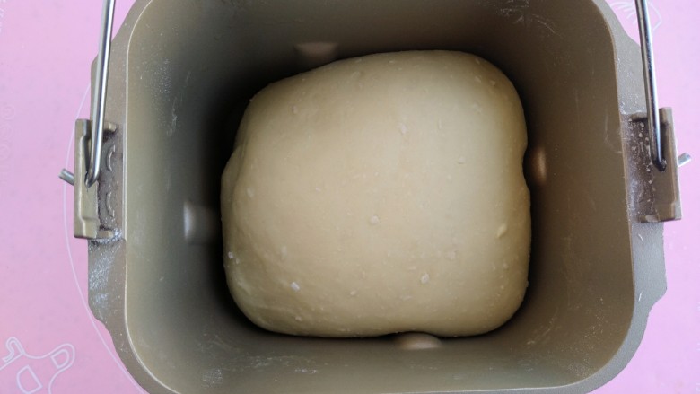 紫薯椰蓉拉丝面包,取出面包桶放在温暖的地方发酵1小时