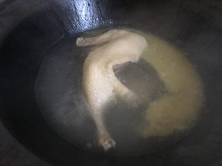 土灶酱鸭～,煮沸焯水一分钟