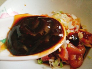 健康蒸菜～南瓜香菇蒸滑鸡,加入蚝油