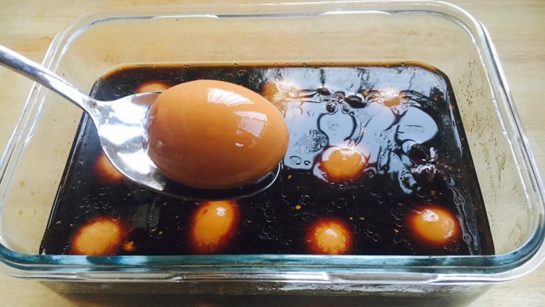 #百变鸡蛋# 酱油鸡蛋,这是泡了4个小时后的鸡蛋。