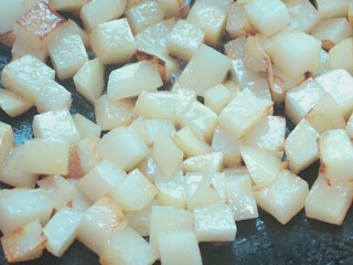 干煸焦香土豆,改小火，慢煎