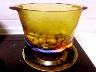 万能止咳水蜜制金桔,大火煮大约10分钟