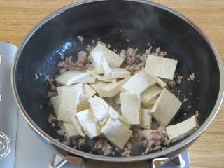12m+肉末烧豆腐（宝宝辅食）,下豆腐块~