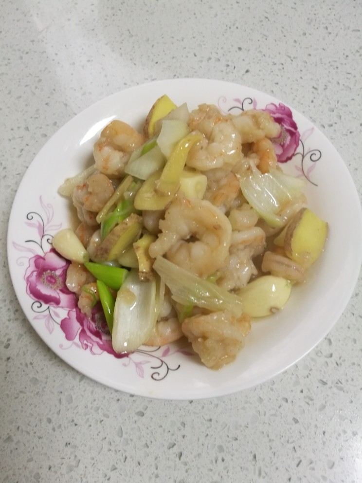菜谱#罗馬花椰菜炒虾仁#(创建于17/12~2017),倒入盘中，备用。