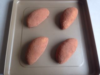 红糖红薯面包,发酵好的面包胚