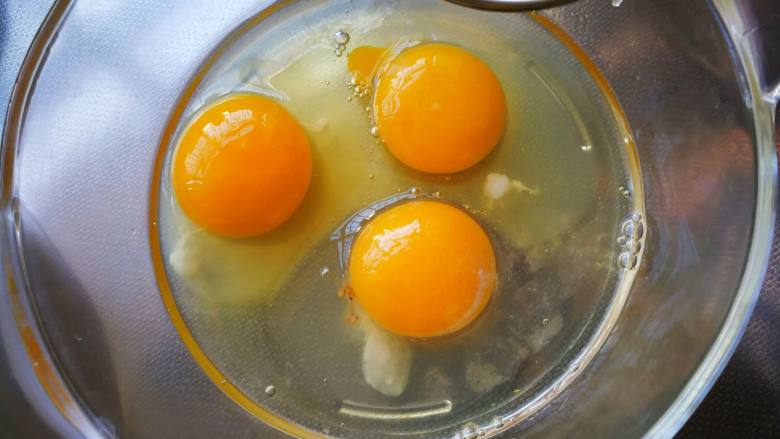 贝壳蛋糕—4色玛德琳,鸡蛋3颗，选大点的。