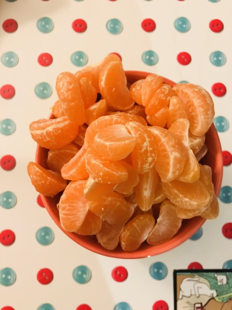 橘子🍊罐头,所有橘子去掉白色的筋（尽量就好）