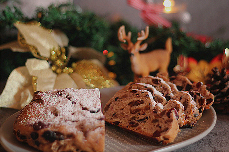著名的德国传统圣诞面包【史多伦】,放置几天再切片食用口感更好