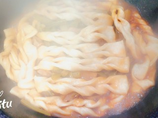 北京+蔬菜一锅出,盖盖子开锅转小火焖20分钟