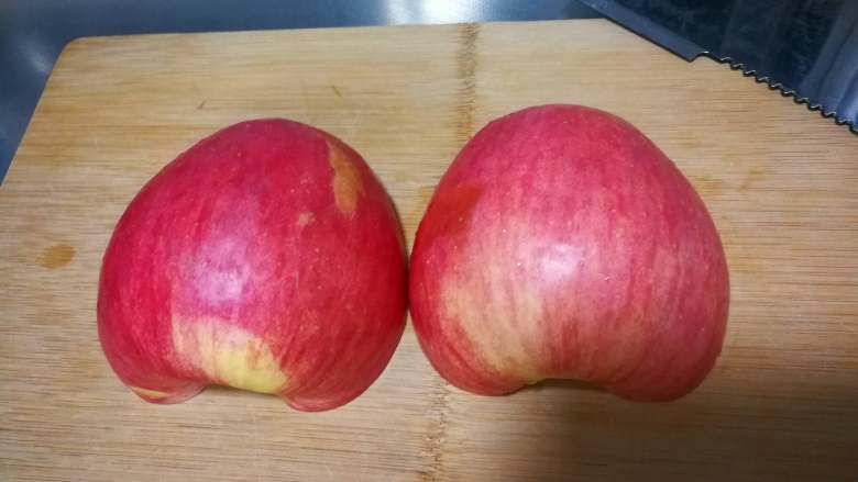 天鹅苹果、花式苹果（2种花式切苹果方法）,一分为二