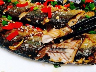福州+香煎秋刀鱼,特别好吃，😍😍😍😍😍✌✌✌✌✌