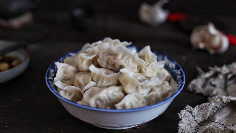 猪肉酸菜水饺