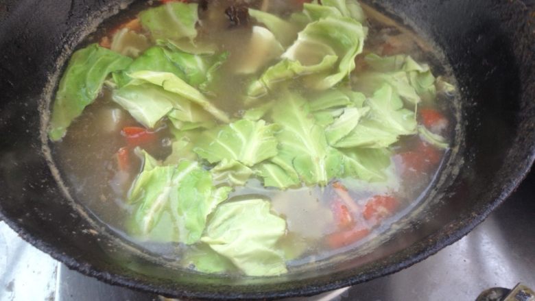 肉丸胡辣汤（陕西版）,加包菜
