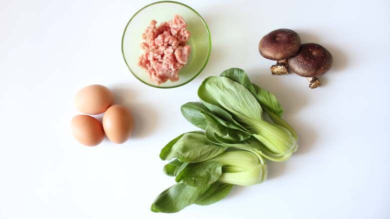 宝宝蔬菜肉蛋饺（适合12个月以上的宝宝）,准备所有食材