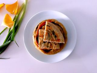 燕麦葱油饼，吃出营养新高度,成品。