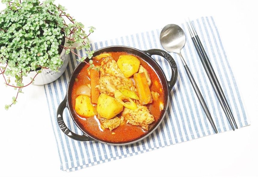 韩式鸡肉土豆汤(닭도리탕)