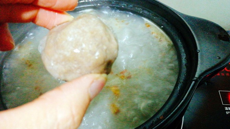 一锅炖+皮皮虾白菜粉丝煲,牛肉丸子