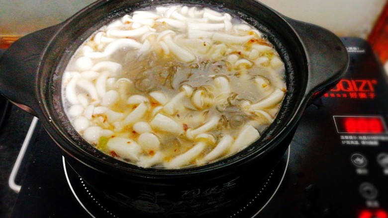 一锅炖+皮皮虾白菜粉丝煲,再次煮开