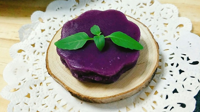 紫薯马蹄糕,成品图，开吃