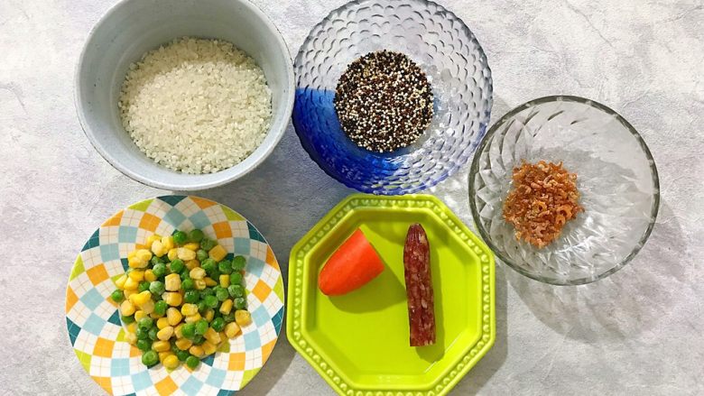 浮翠流丹～腊肠海米藜麦杂蔬焖饭,首先我们准备好所有食材