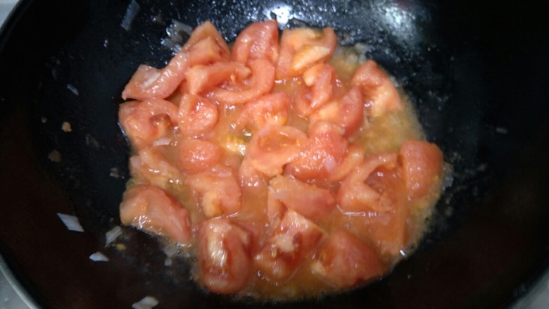 西红柿疙瘩汤,炒西红柿