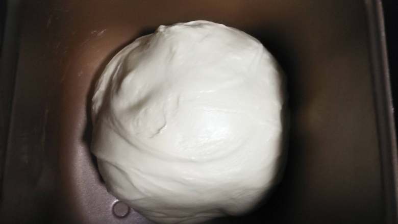 酸奶小餐包（一次发酵）,揉至完全扩展状态