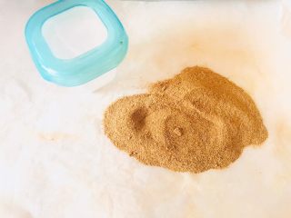 宝宝辅食-香菇粉,这就是过滤后的香菇粉了……