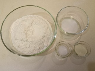 米淋土司,高筋面粉/糖/鹽/奶粉